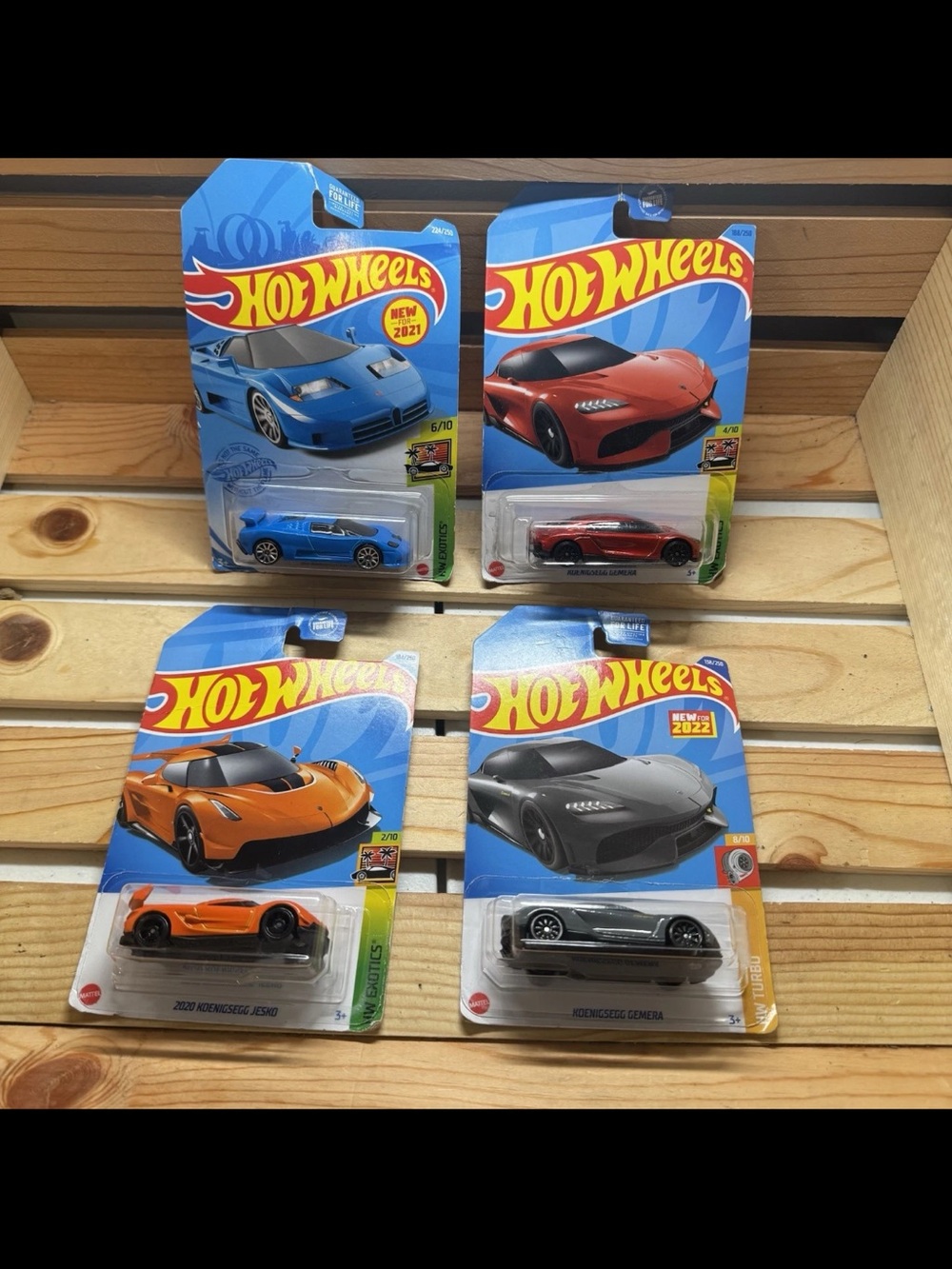 Hot Wheels Bugatti Koenigsegg Cars Diecast 1:64 Scale Box Lot of 4 Pcs New
